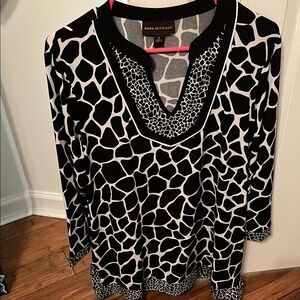 Dana Buchman Black and White Women's Top